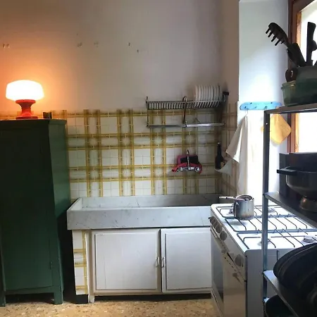 Captivating 2-Bed House In Tiglieto Nyaraló
